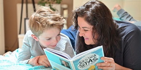 10 zalet czytania książek razem z dzieckiem